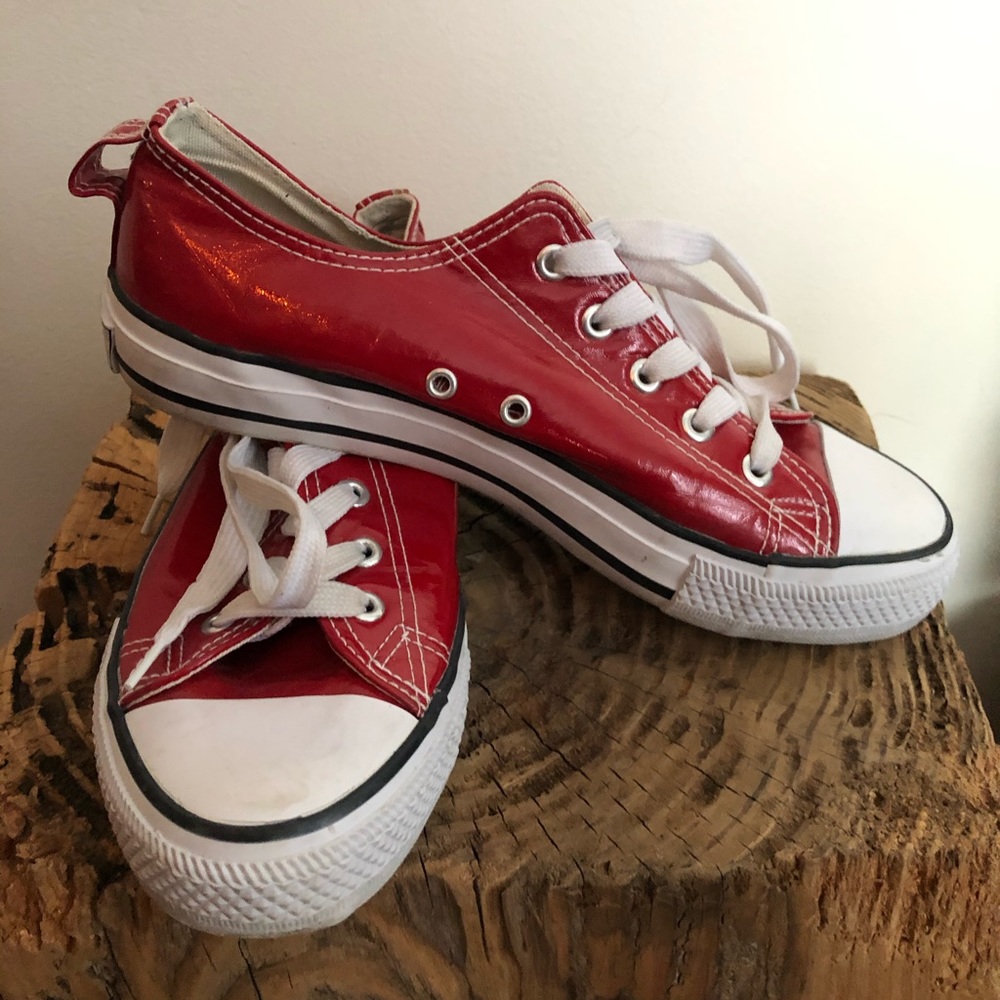 🌈HIGH ⭐️ POINT - Red shoes🌈